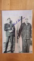 Paul Stassino (James Bond), Original Autogramm auf Grossfoto