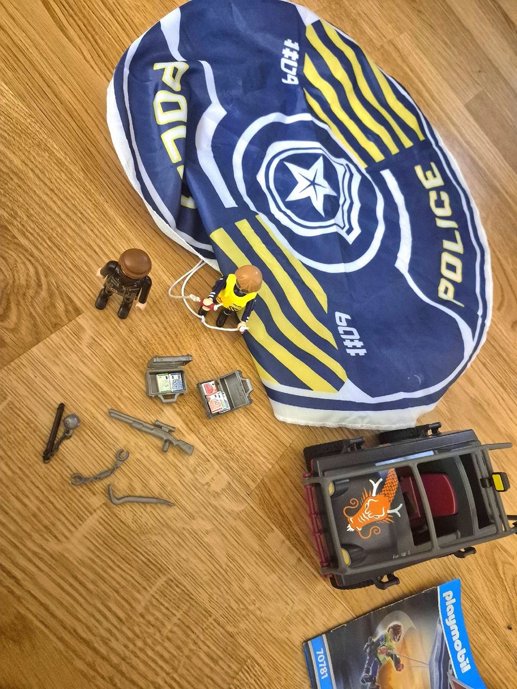 Playmobil Giocattoli: Playmobil Polizei – Usato da Zug venduto da mikey1130