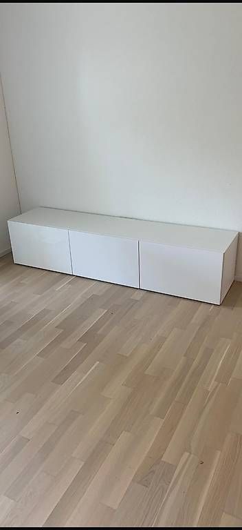 Meubles TV: TV- BANK ODER TV - MÖBEL – D'occasion à Suhr par fra_r7d5