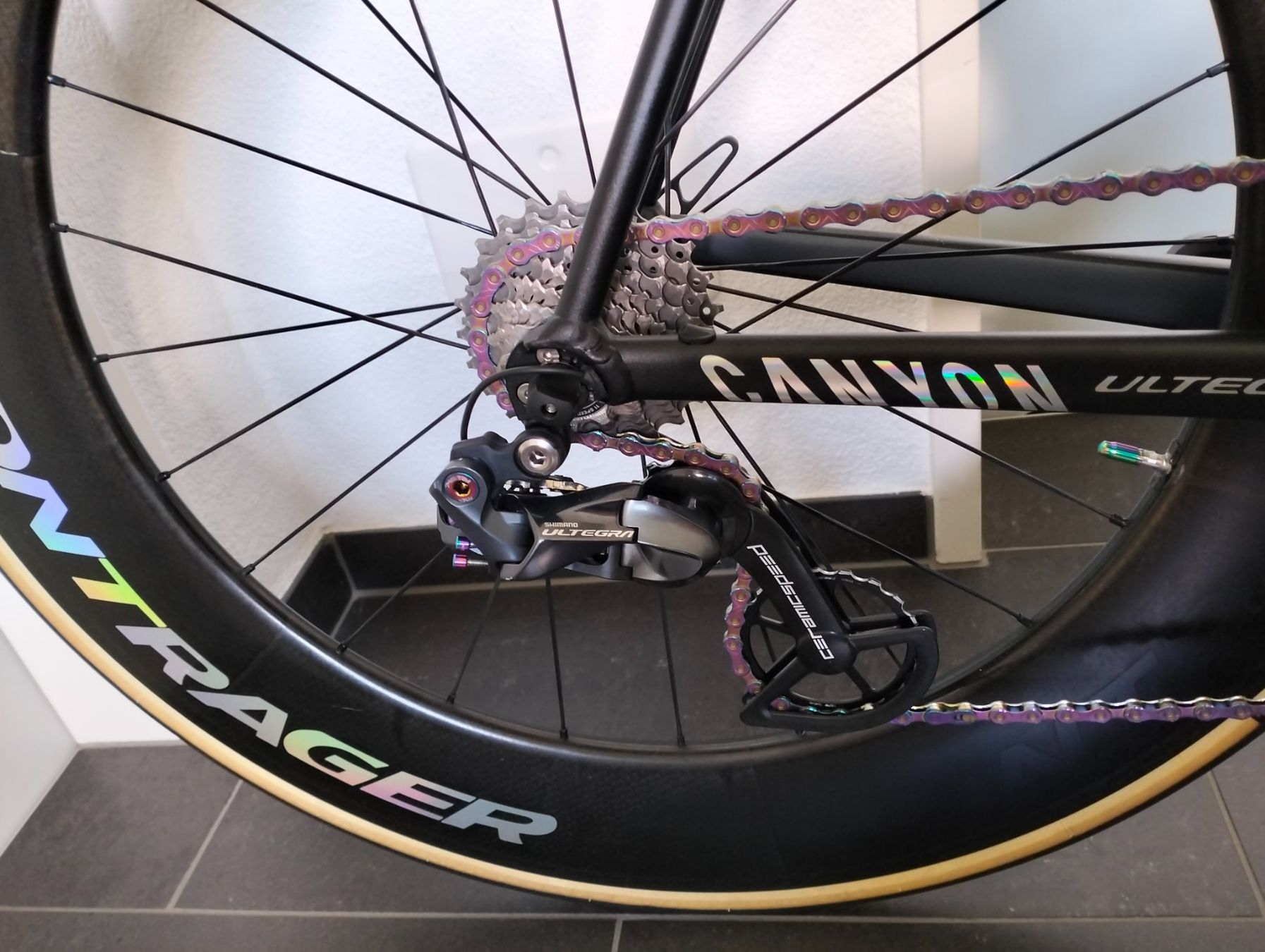 Canyon Biciclette: Canyon Ultimate AL Rennrad Di2 – Usato da Uster venduto da KarlZH 1