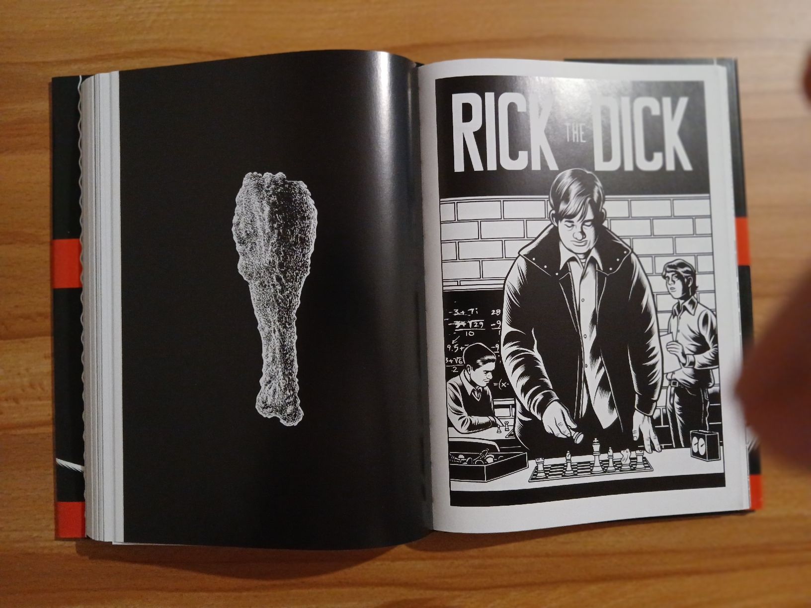 Libri: Black Hole – Usato da Le Sentier venduto da arc_2thy 6