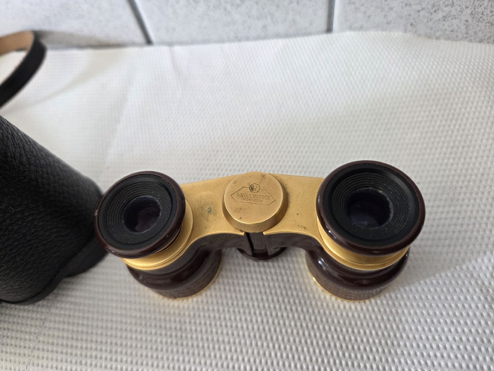 Rodenstock Binocoli: Fernglas Rodenstock 8x30 und Opernglas   – Usato da Dietikon venduto da Allegra34 6