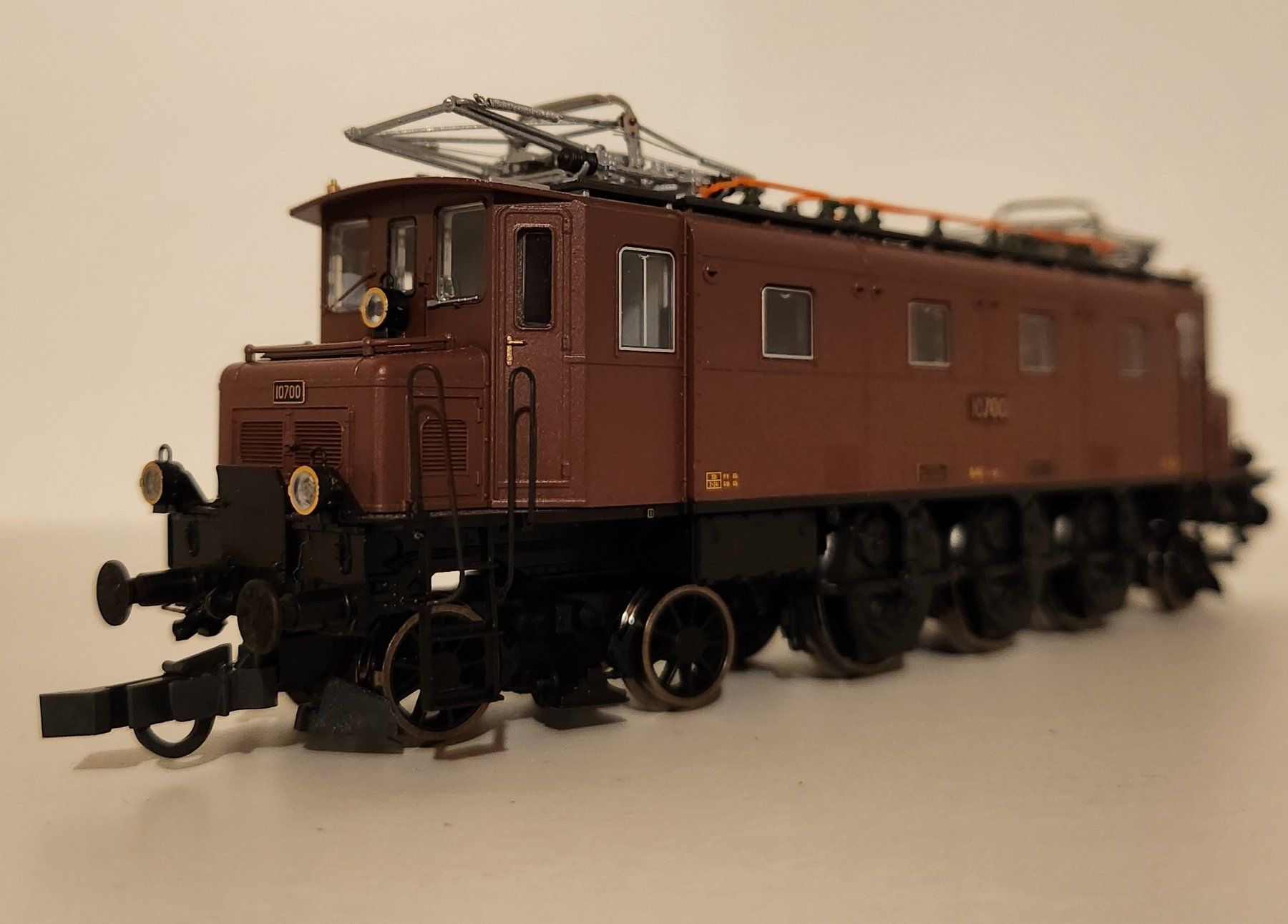 Roco Modellini di ferrovie: Roco Ae 3/6 10700 DCC Sound – Usato da Wittenwil venduto da ced_q8j7 4