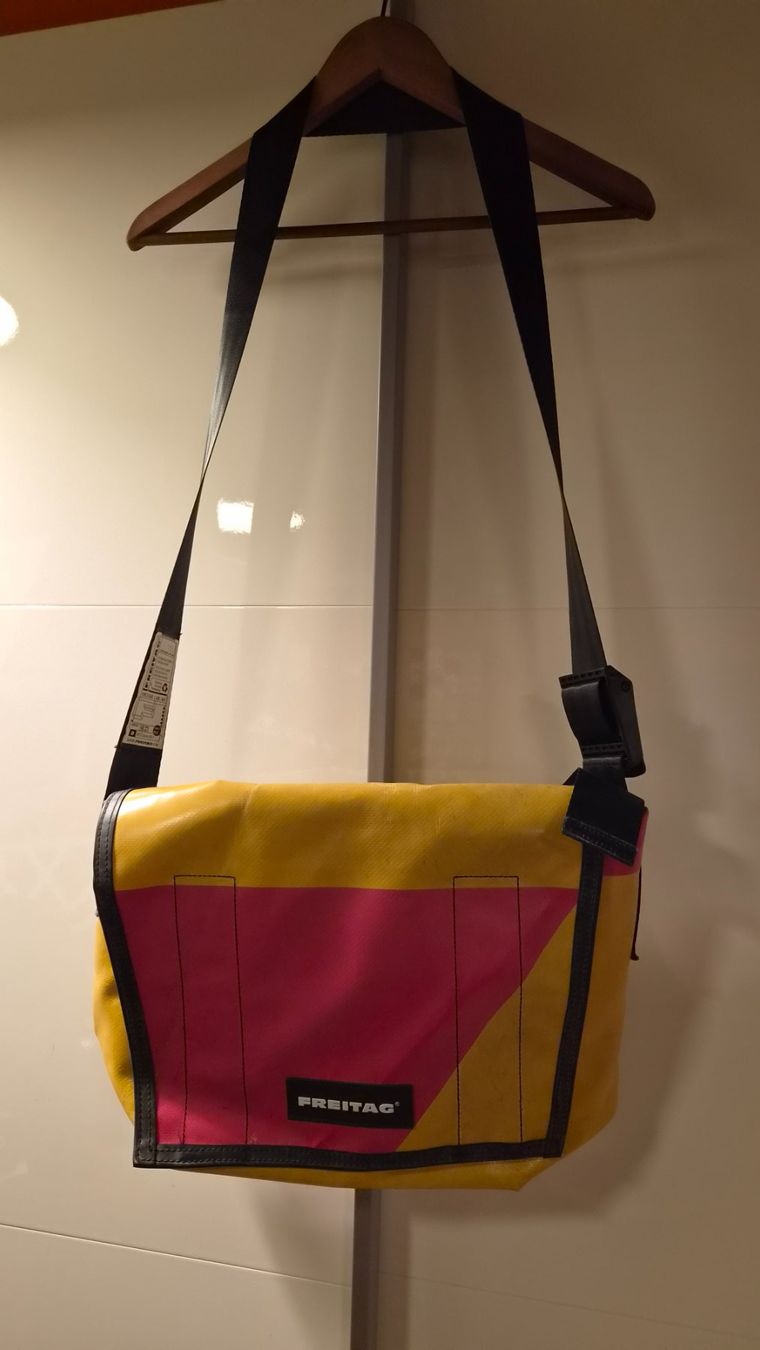 Freitag Borse: Tasche Freitag NEU! – Nuovo (secondo la descrizione) da Oberrieden venduto da Raja011