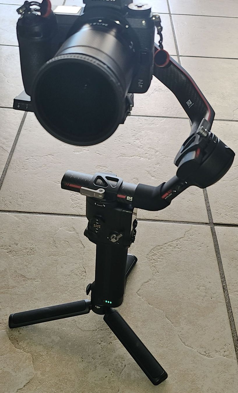 DJI Altri Accessori: DJI RS 3 Pro Combo - stabilisateur professionnel – Usato da Jongny venduto da Michoudsv