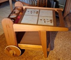 rustikaler Servierboy aus Holz