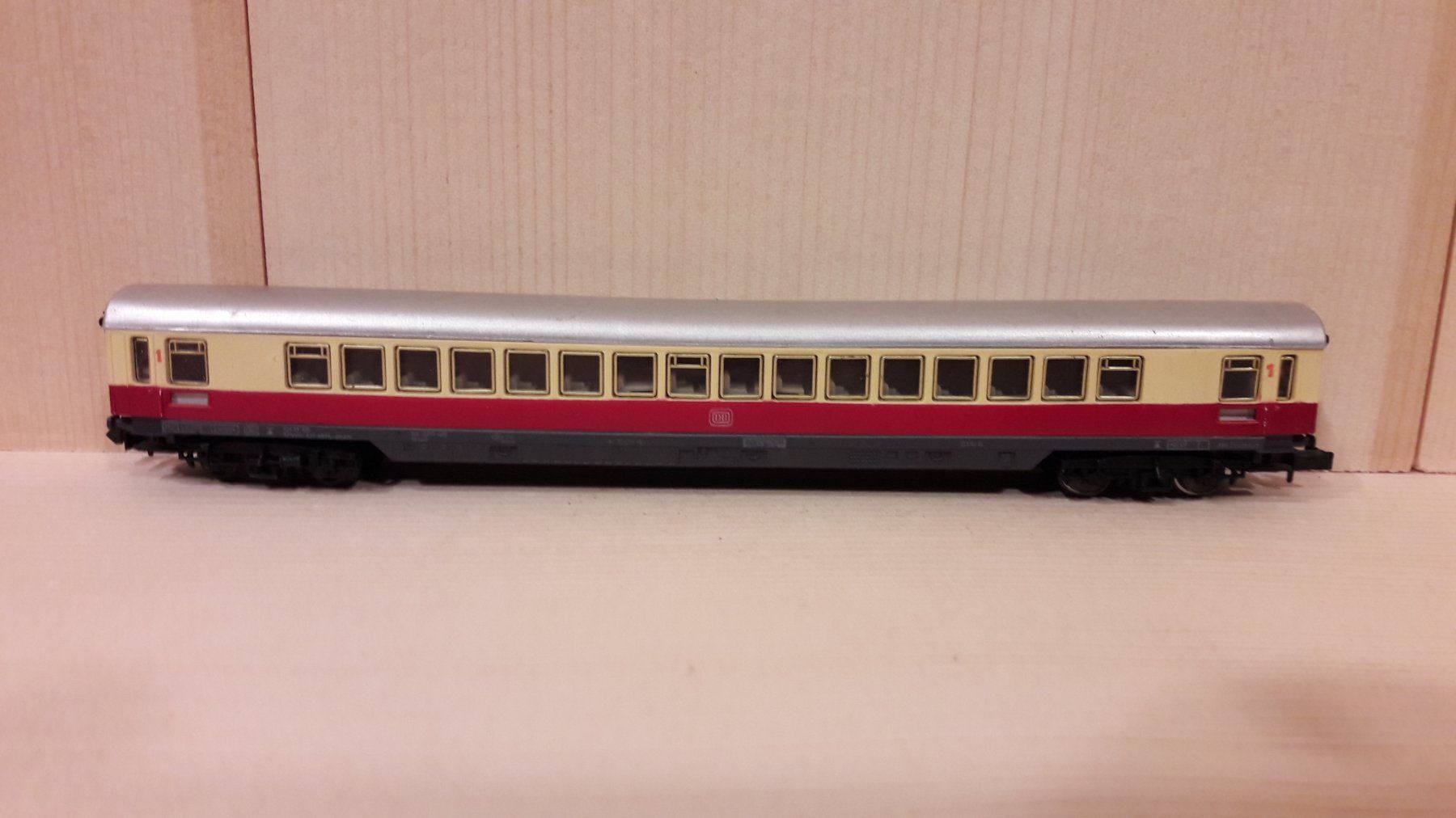 Arnold Modelleisenbahnen: Arnold N : DB voiture 1ère classe – Gebraucht aus Buttes von Cafe2005 4