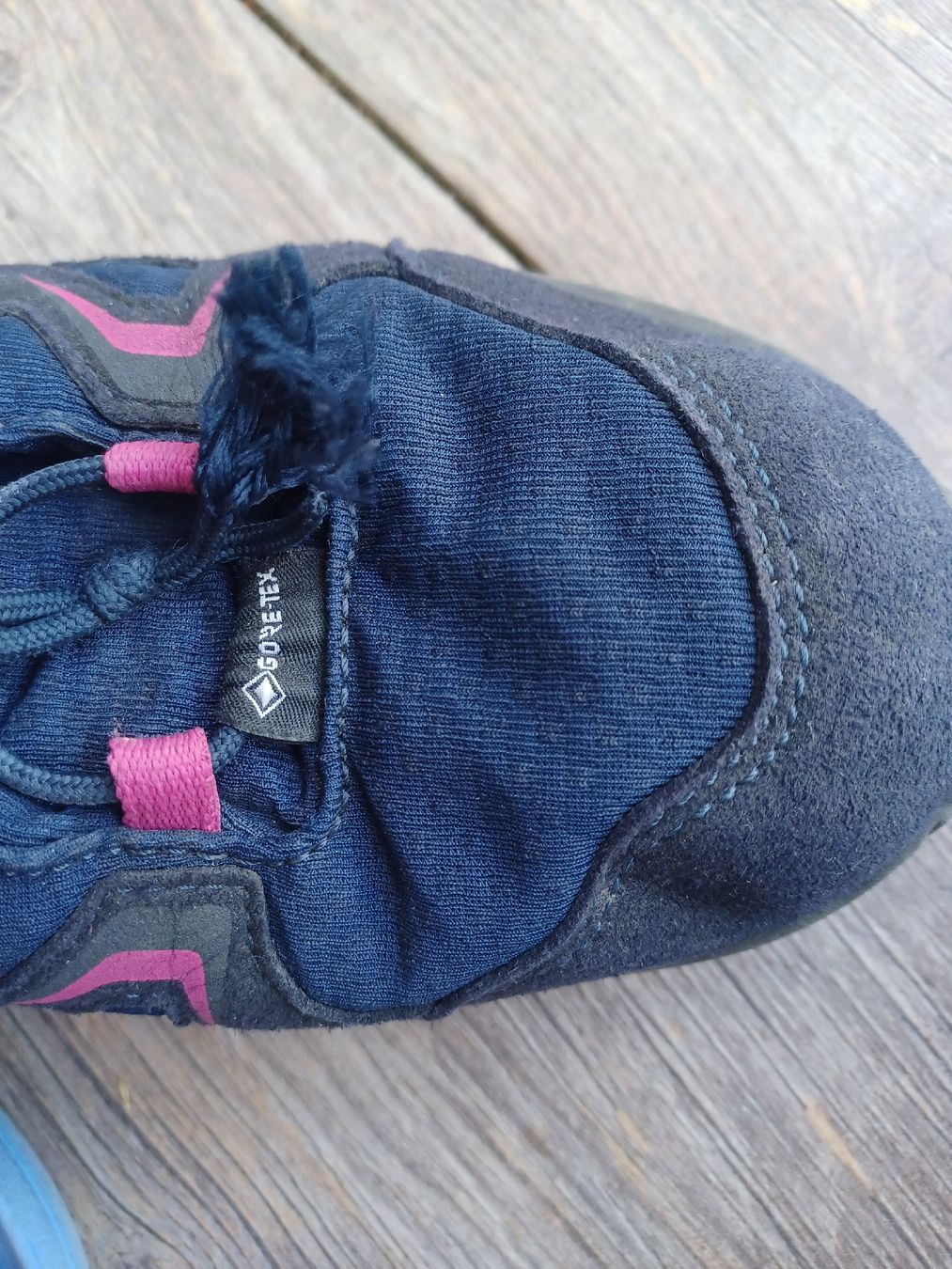 Lowa Chaussures filles: Lowa Wanderschuhe Grösse 36 – D'occasion à Adetswil par Fischerlein 2