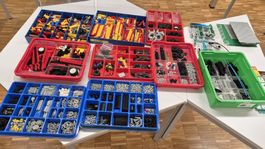 LEGO Konvolut Teile und Motoren gemischt guter Zustand
