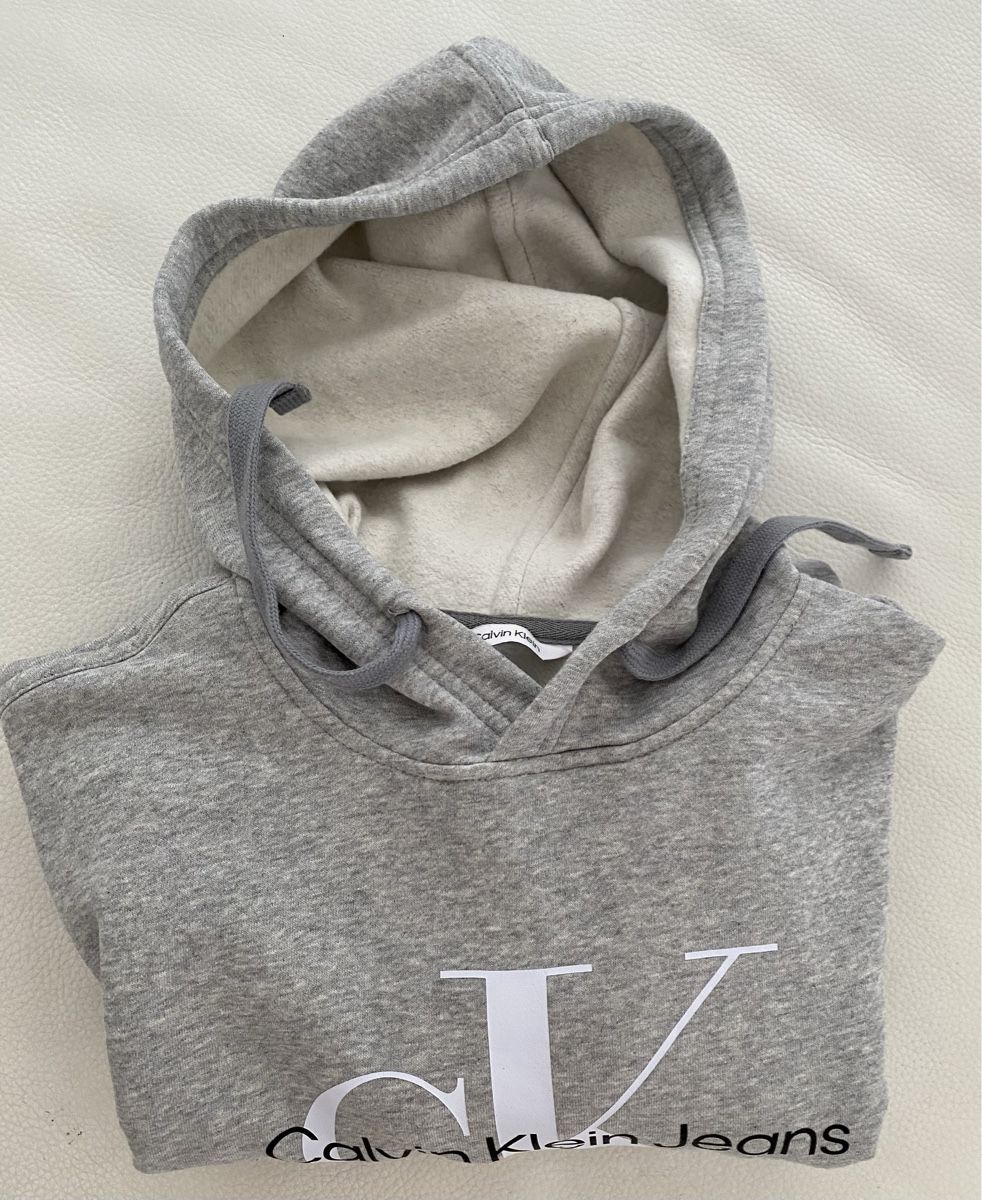 Calvin Klein Pullover & Sweatshirts: Calvin Klein Kaputzen Pullover – Gebraucht aus Opfikon von Luis144 5