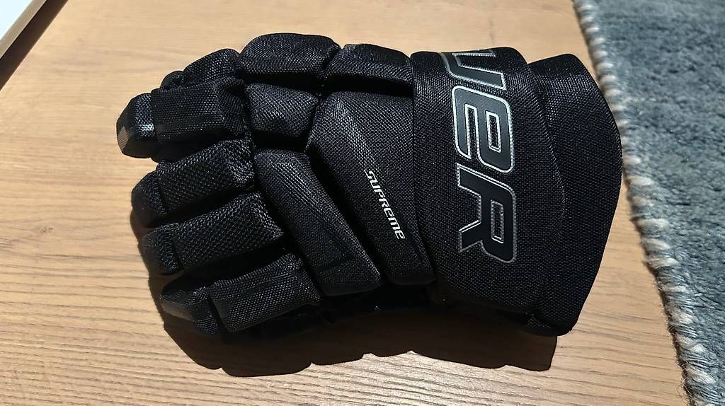 Bauer Guanti & manicotti: Eishockey - Handschuhe Bauer Supreme M3 Junior – Usato da Bottighofen venduto da andreamail