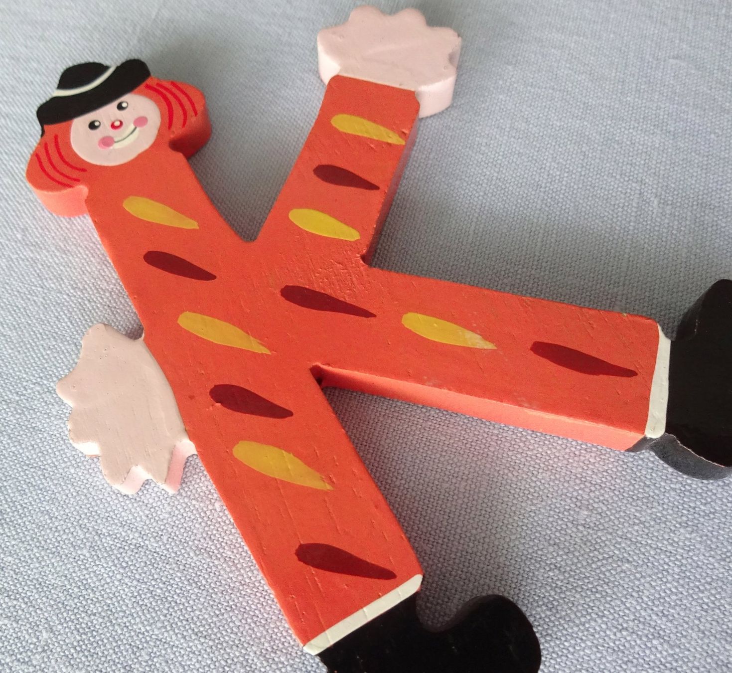 Tutte le decorazioni: Buchstabe K – Usato da St.Gallen venduto da Paddington11 7