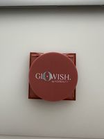 Huda Beauty Glowish blush 02 caring coral 