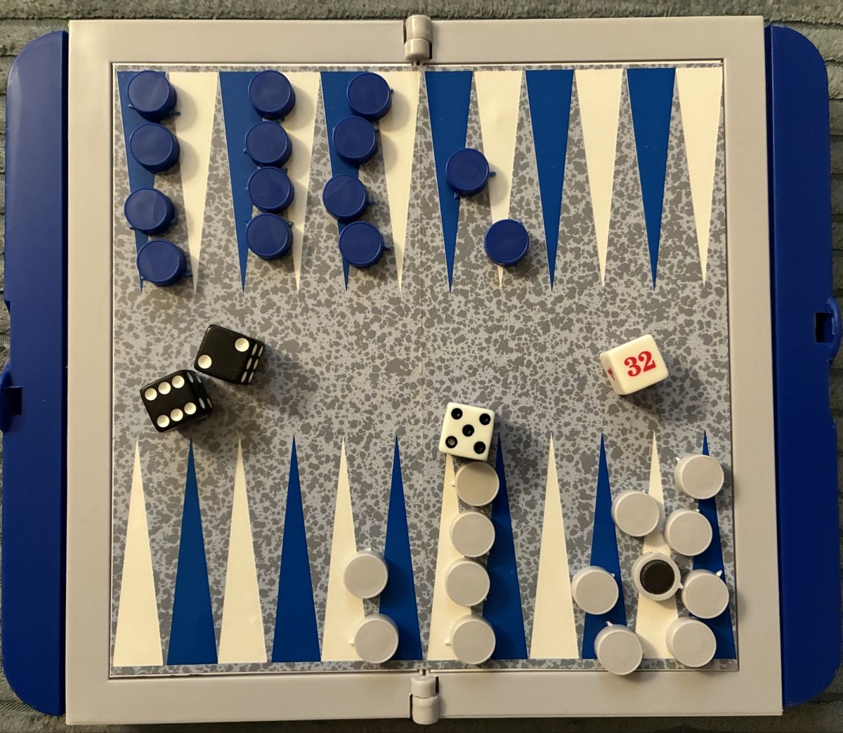 Spiele: Reisespiel Dame, Backgammon, blau, magnetisch – Neu (gemäss Beschreibung) aus Oberrüti von Jomaru