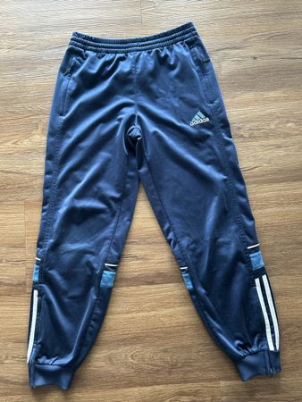 Adidas Trainingshose, Gr. 152, für den Sport