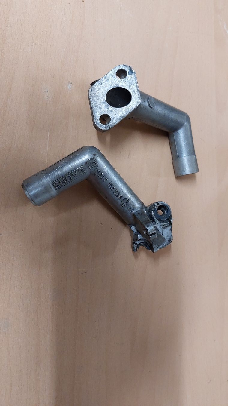 Sachs Ciclomotori: 2x Ansaugstutzen Bing Vergaser Sachs  Mofa Oldtimer – Usato da Hinteregg venduto da Amerizium 2