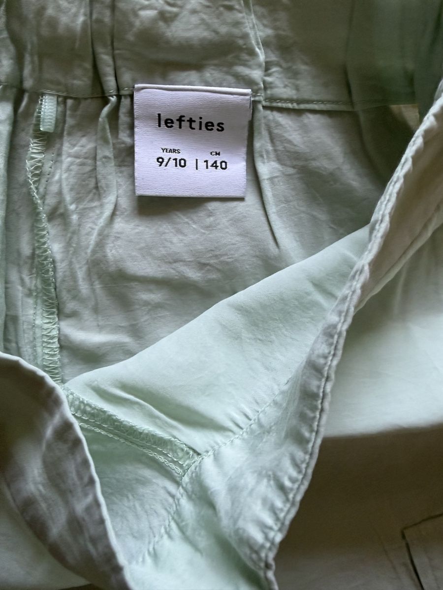 Lotti & Set di vestiti: Ein schönes Set Gr. 140 leichter Stoff  – Nuovo (secondo la descrizione) da Kilchberg ZH venduto da Von_dutch 3