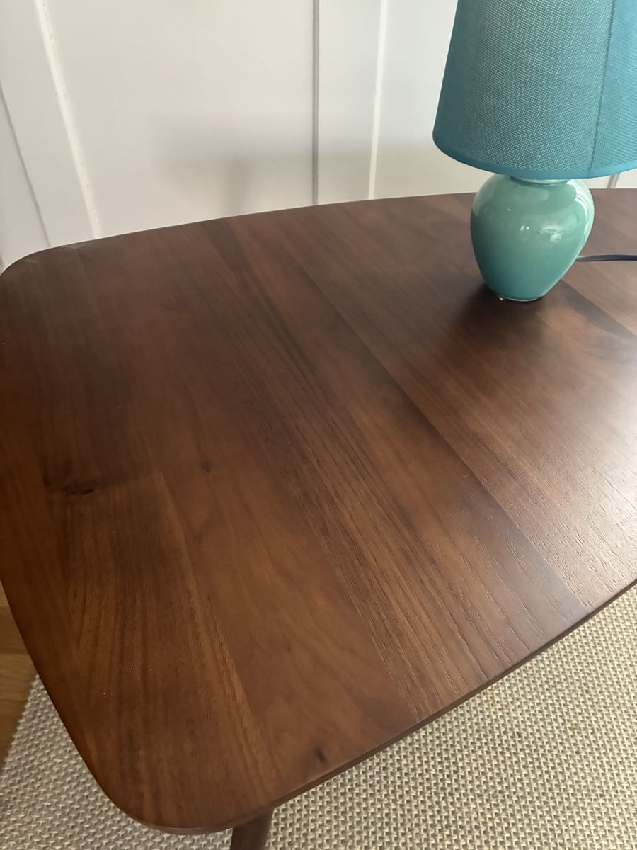 Tavoli: Stylischer Couchtisch Nussbaum massiv – Nuovo (secondo la descrizione) da Pfäffikon ZH venduto da Tiger8304 1