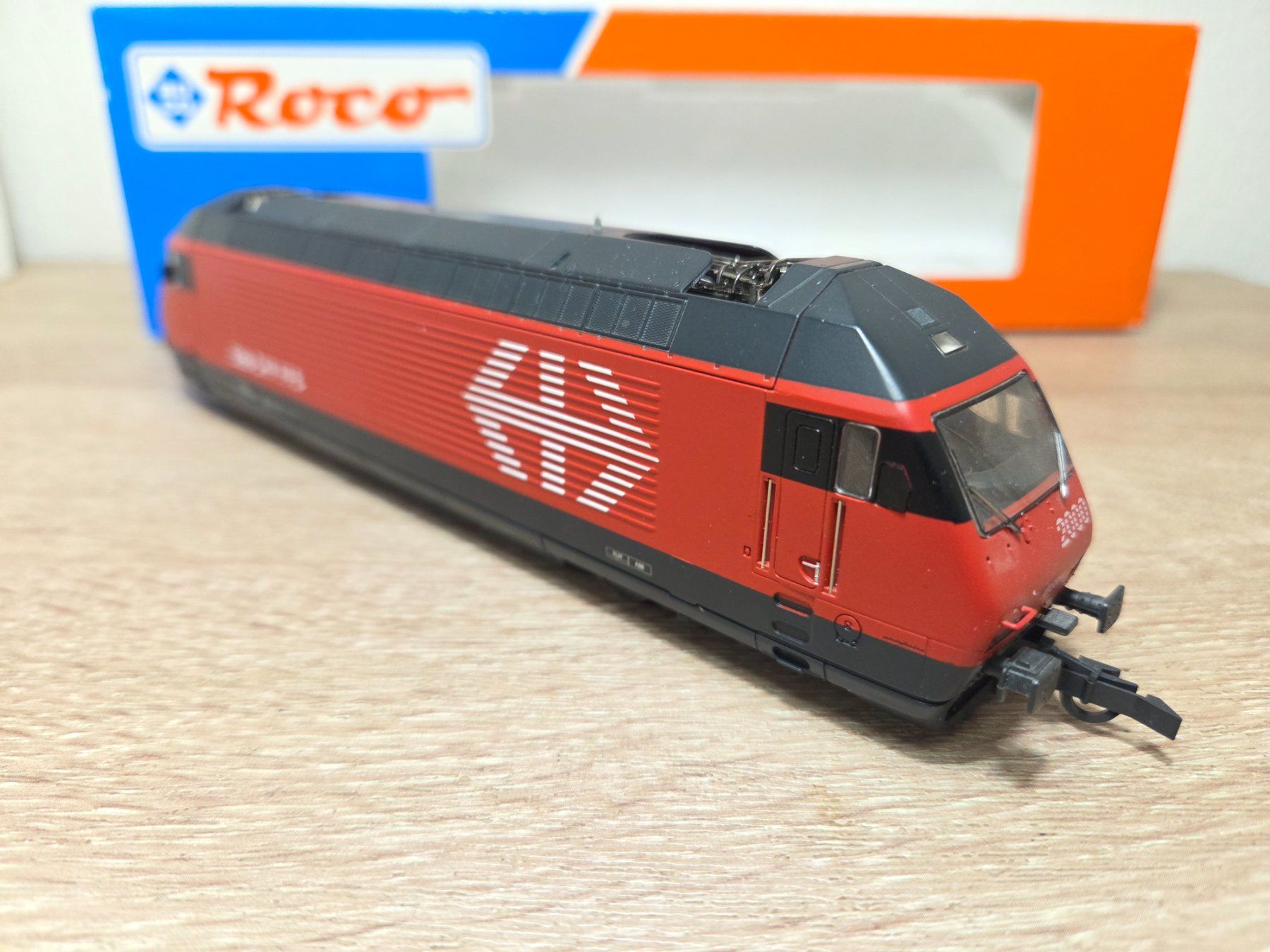 Roco Modellini di ferrovie: Roco 43655 E-Lok Re 460 SBB H0 – Usato da St-Aubin-Sauges venduto da Lo_Go 3