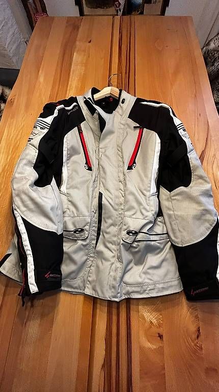 Jacken: Held GoreTex Motorradjacke in Grösse XL ab 1 Fr. – Gebraucht aus Fläsch von Dergrenzer