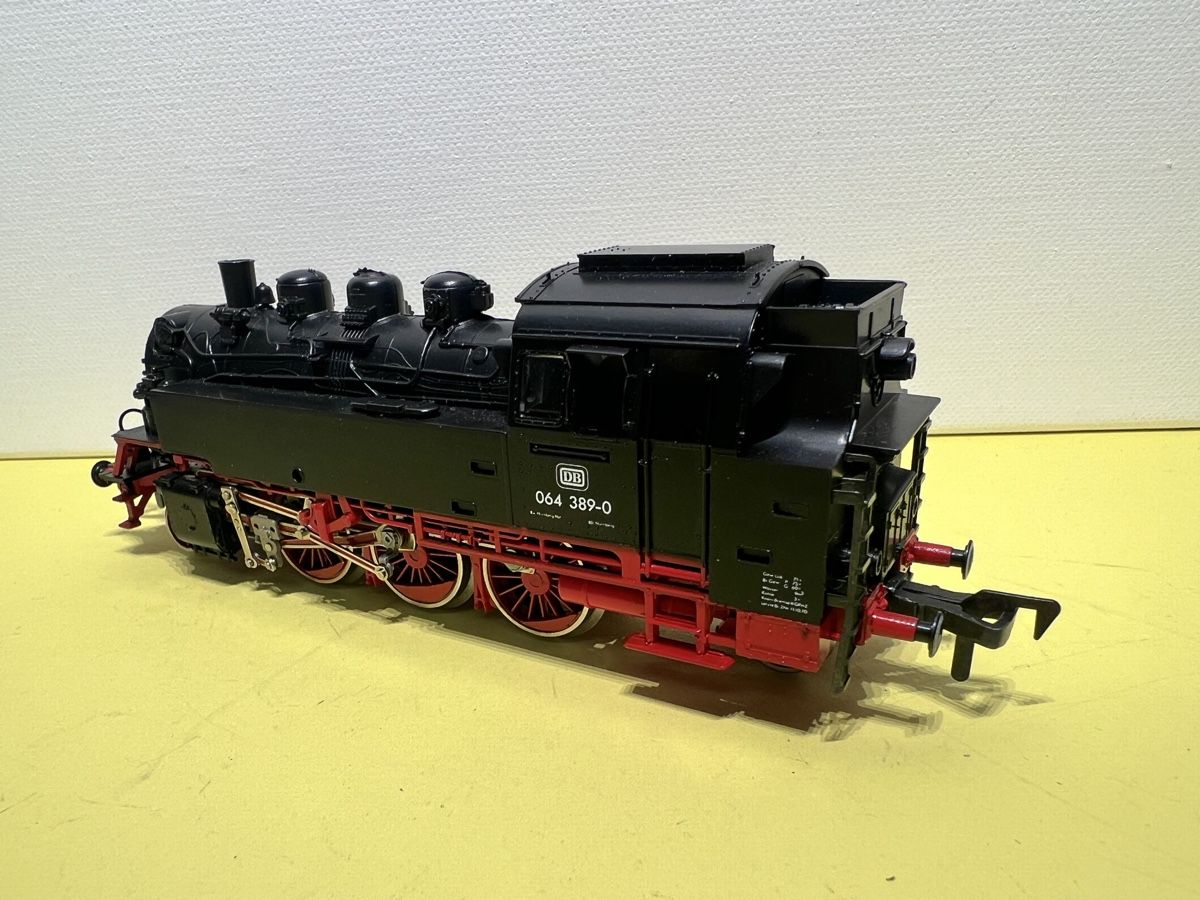 Fleischmann Modelleisenbahnen: Fleischmann BR64 Dampflok Gleichstrom HO – Gebraucht aus Weinfelden von Kammerflimmern 4