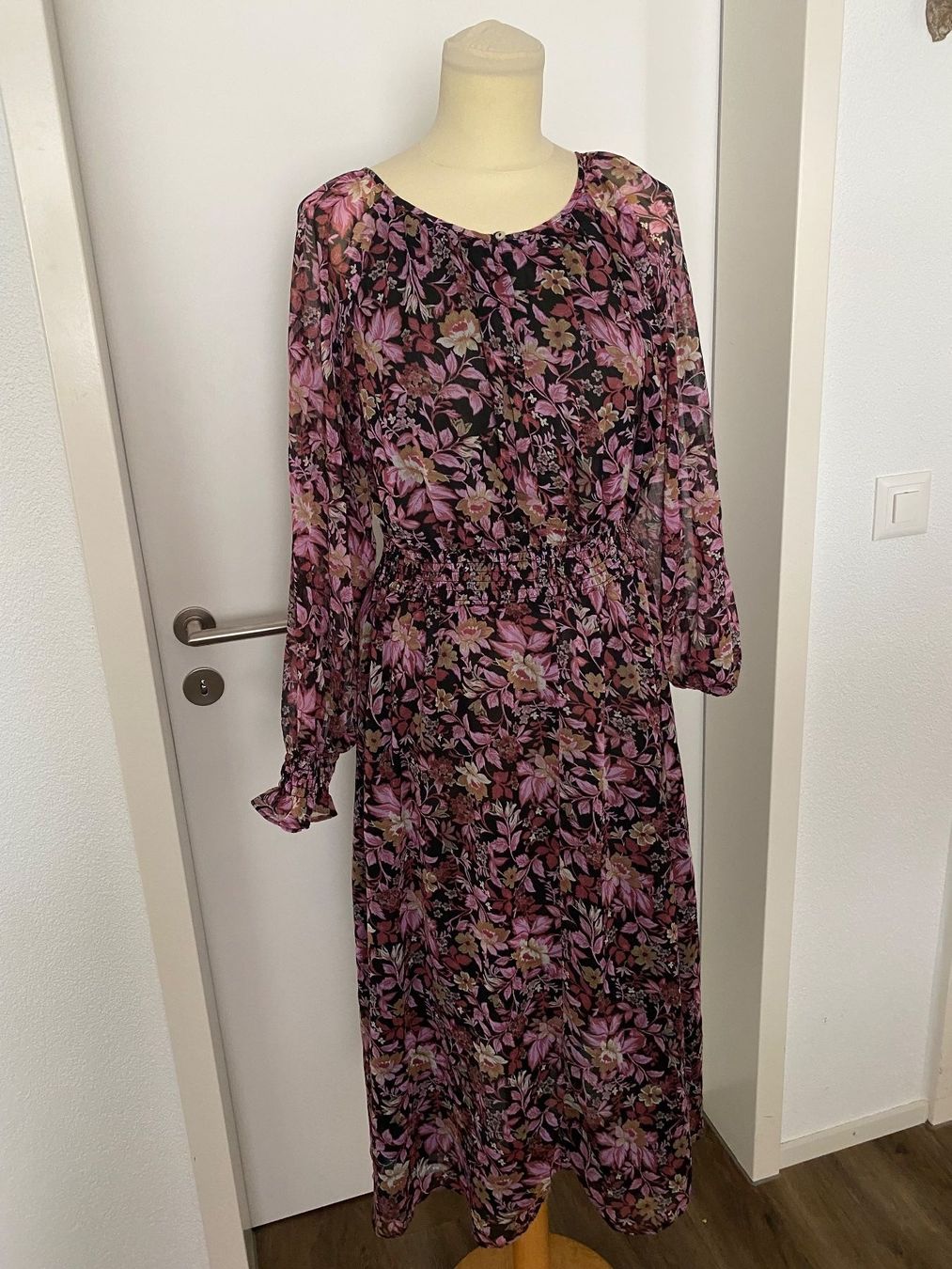 Mango Vestiti: Maxikleid Mango Gr. M – Nuovo (secondo la descrizione) da Wolfwil venduto da Piccola87