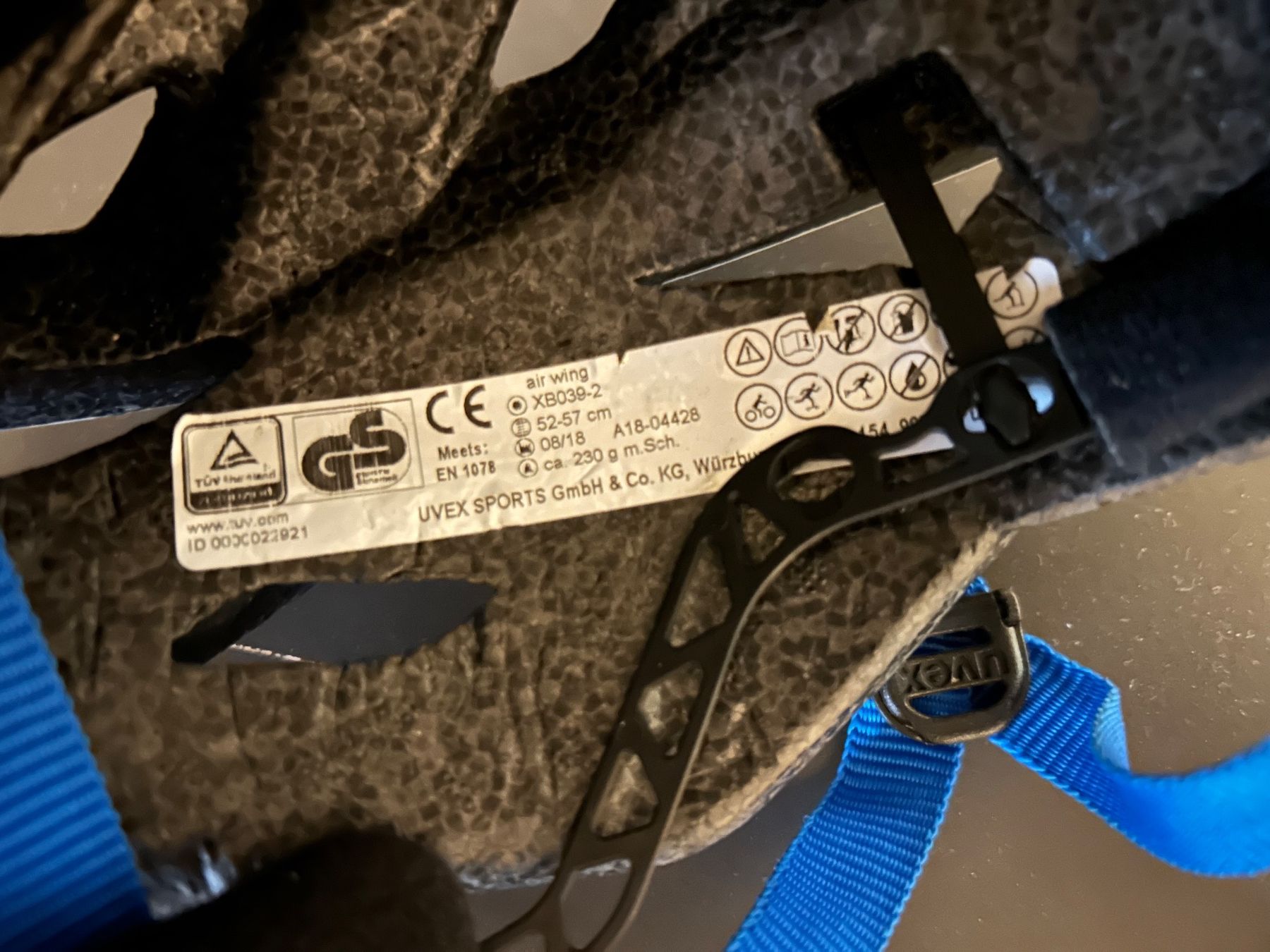 Uvex Helme: Uvex Velohelm Gr. 52-57 – Gebraucht aus Lütisburg von Gizmo02 1