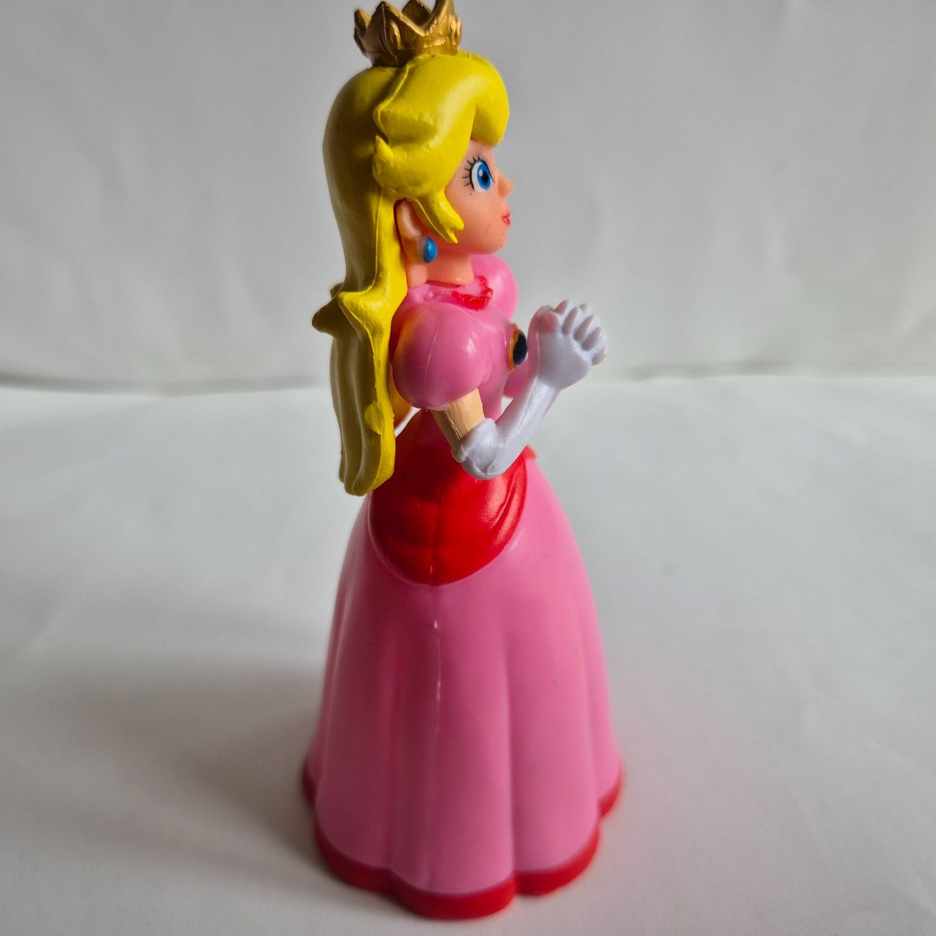 Nintendo Statuette: Super Mario Sammelfigur - Peach - MER – Nuovo (secondo la descrizione) da Zürich venduto da Mephisto87 1