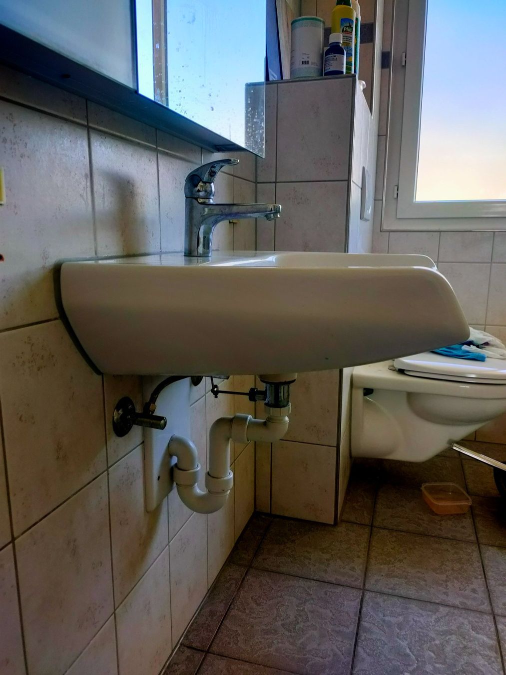 Laufen Lavabi & lavandini: Lavabo Badezimmer – Usato da Aarwangen venduto da Muellerli76