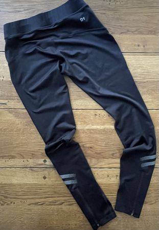 Leggings Asics noir, taille M, idéal pour running !