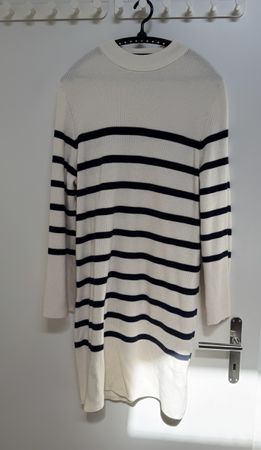 Strickkleid gestreift