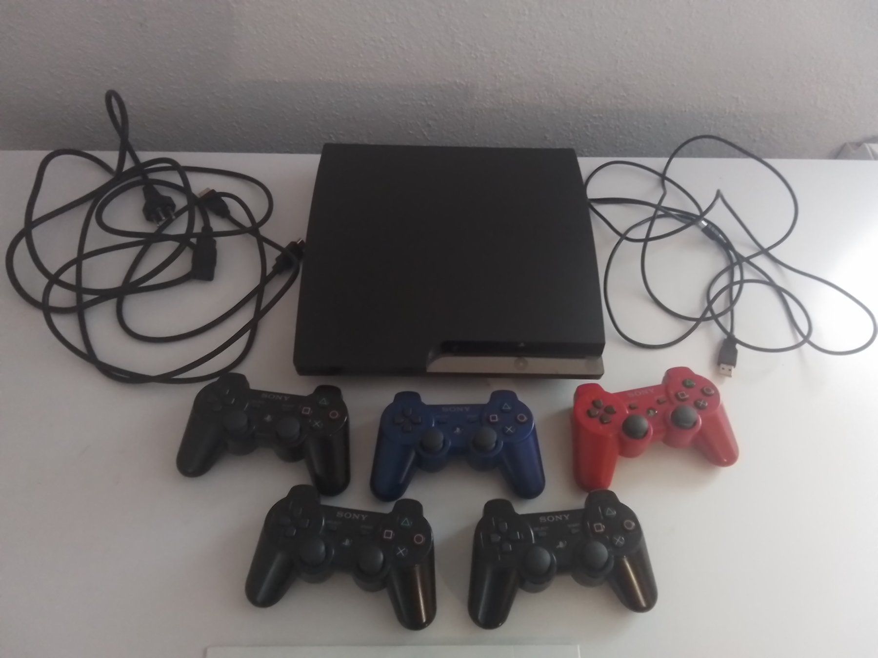 Sony Jeux: Collection PS3 + 70 jeux – D'occasion à Courgenay par Romano-Athletics