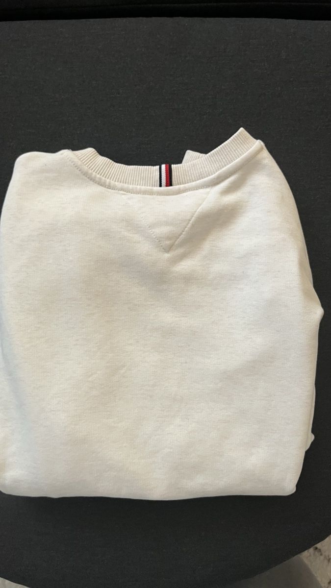 Tommy Hilfiger Maglioni & Felpe: Tommy Hilfiger Pullover – Usato da Baden venduto da Car_lio09 4