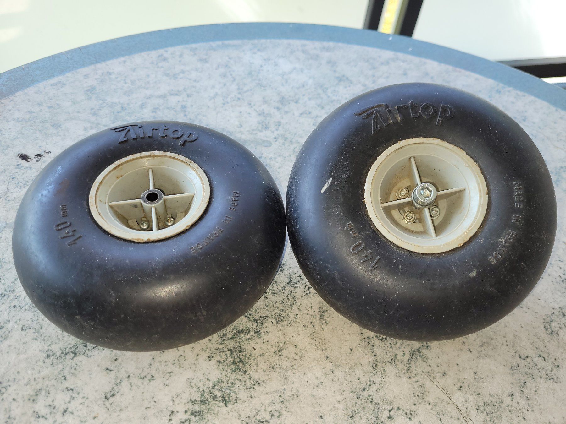 RC Kits de montage: Buschwheels ca. 140 mm. gebraucht – D'occasion à Winterthur par testi67