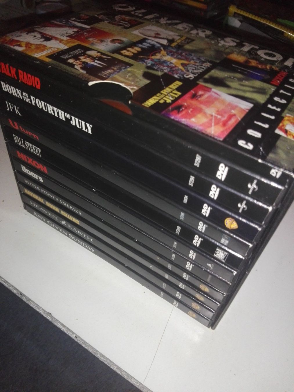 Tutti i DVDs: Oliver Stone Collection  (USA-Import / Code 1) EN   11-DVDs – Usato da St.Galllen venduto da elkaphone 4