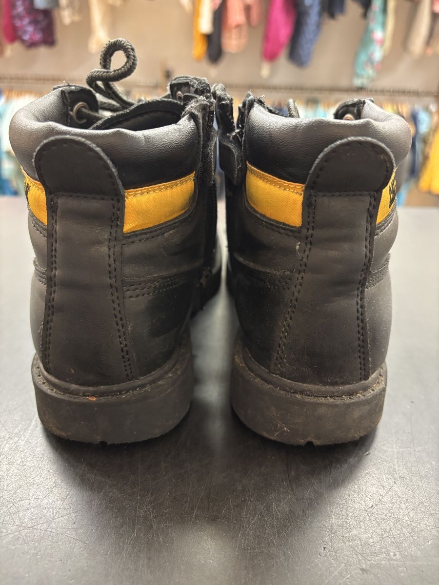 Caterpillar Herrenschuhe: Caterpillar Lederschuhe, Grösse 34 – Gebraucht aus Büren an der Aare von Nikito2001 1