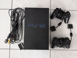 PS2 Spielkonsole mit zwei Controllern