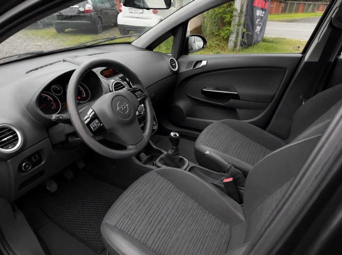 Opel Autos: Opel Corsa 5-porte nera – D'occasion à Viganello par dar_9jwr 4