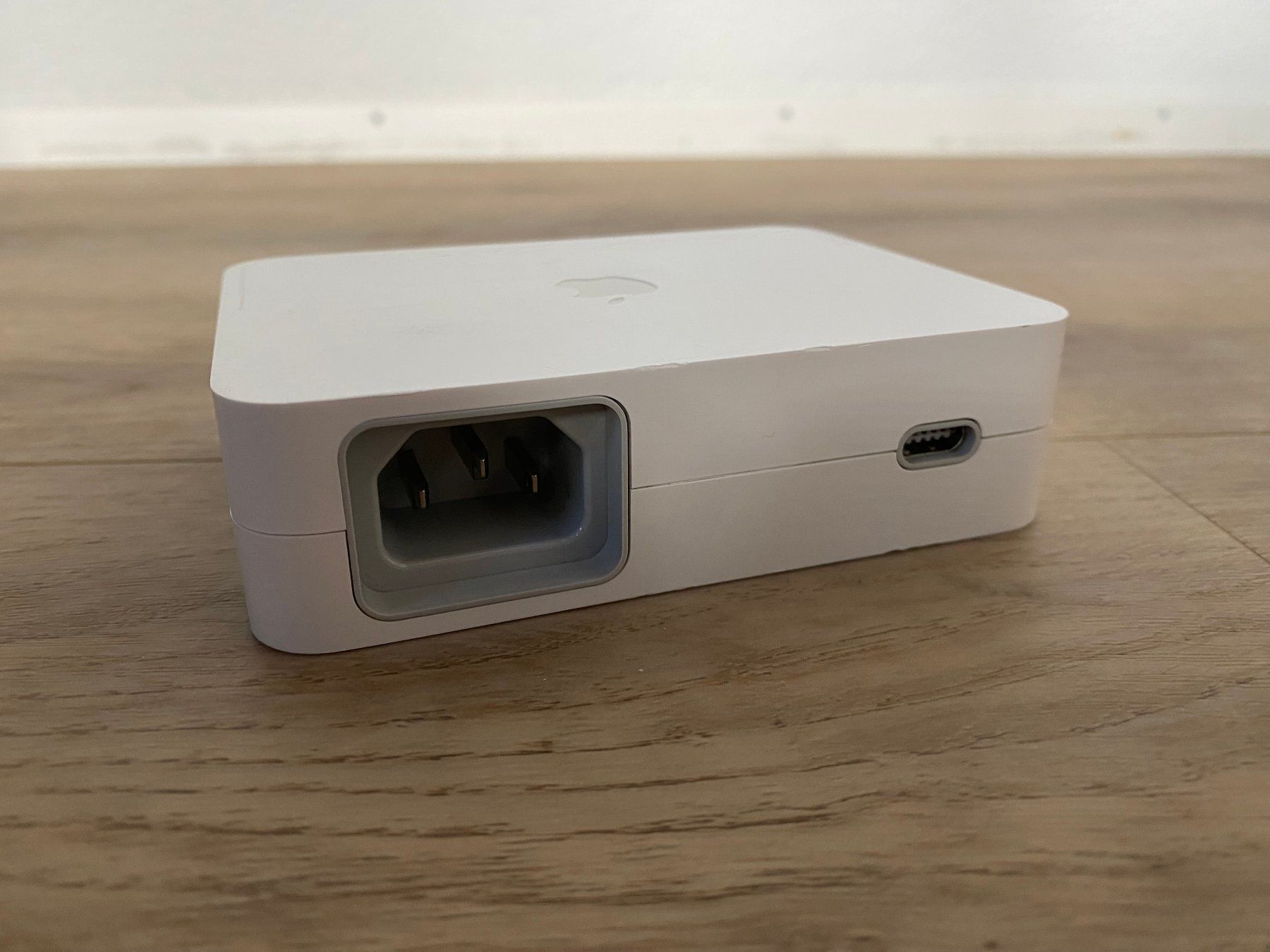Apple Caricabatterie: Original Apple Cinema Display 90W Netzteil A1097 Adapter – Usato da Wetzikon ZH venduto da BackToRetro 2