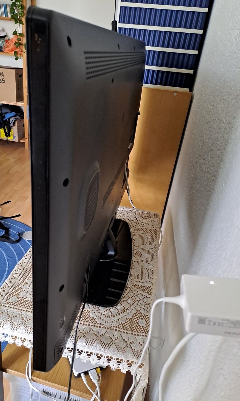 Philips Televisori: TV Philips 30 Zoll, schwarz – Usato da Hombrechtikon venduto da Rada039 2