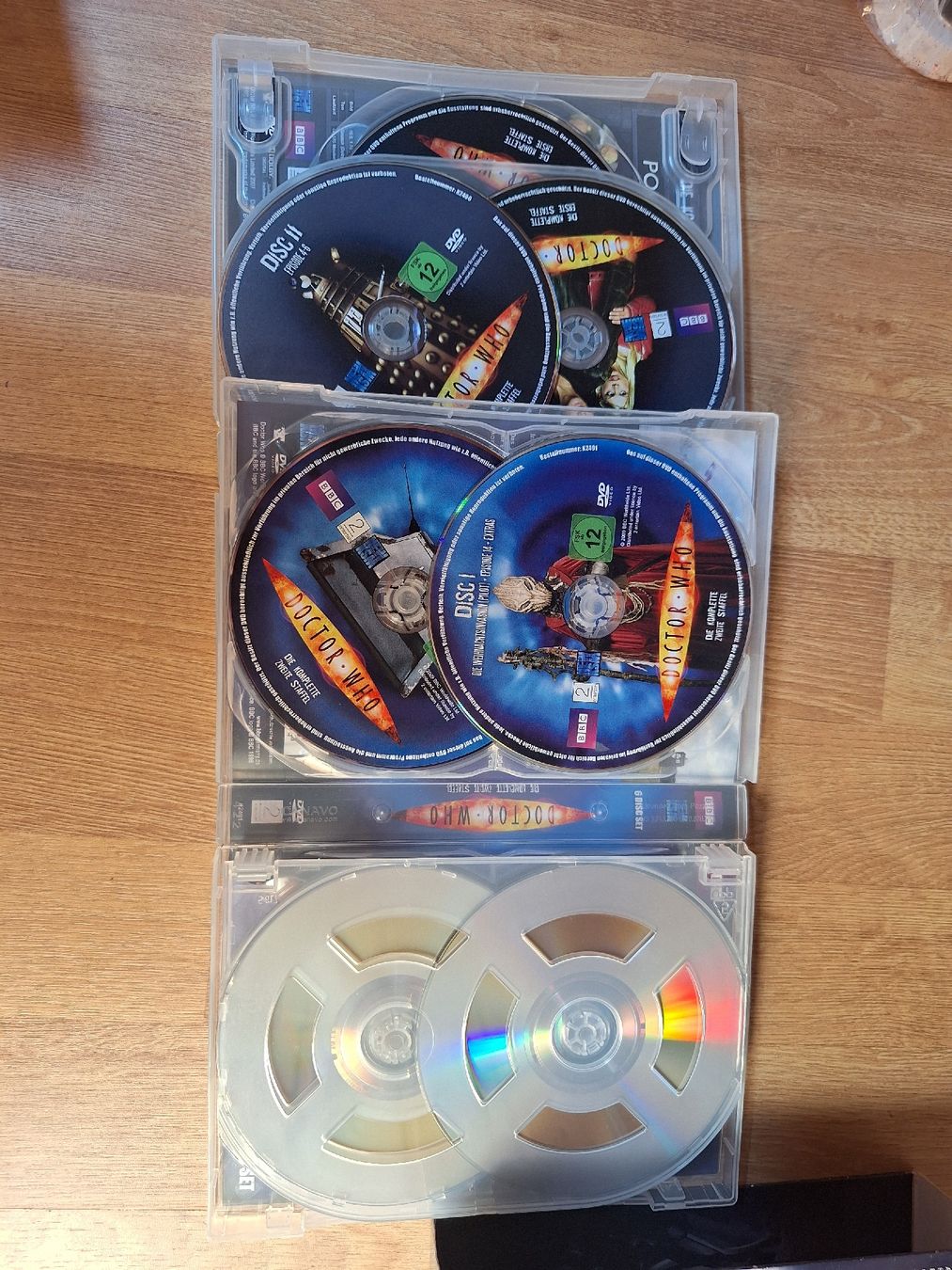 Tutti i DVDs: Doctor Who Staffel 1 & 2 – Usato da Windisch venduto da loa_ppp2 3