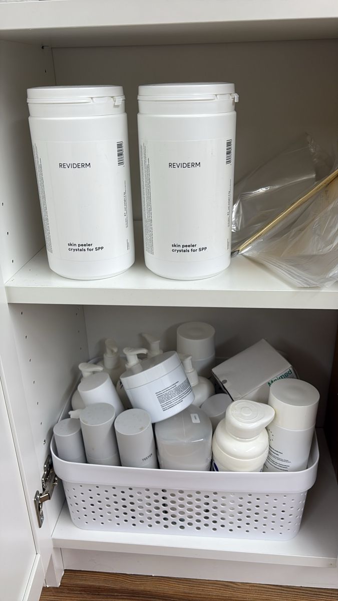 Soins du visage: Microdermabrasion – D'occasion à Buchs SG par Lucaffa 2