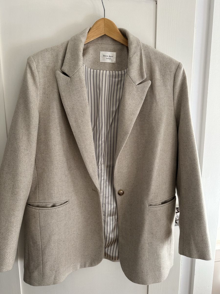 Giacche: Veste tailleur Bella Jones neuve – Nuovo (secondo la descrizione) da Lausanne venduto da pascale.mojito1004