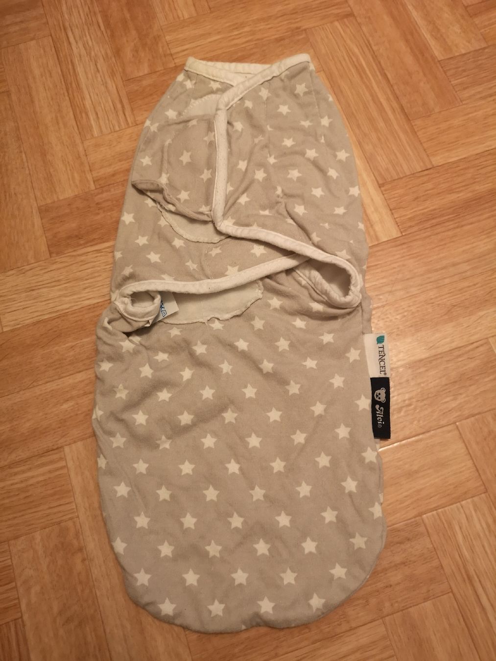 Sacchi a pelo: Wickeltuch Pucksack Alvi beige – Usato da Aarwangen venduto da Byv7