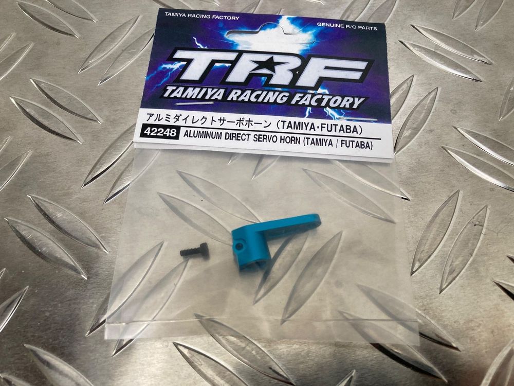 Tamiya TRF ServoHorn 25T ALU RCAutozubehör blau NEU! Kaufen auf Ricardo
