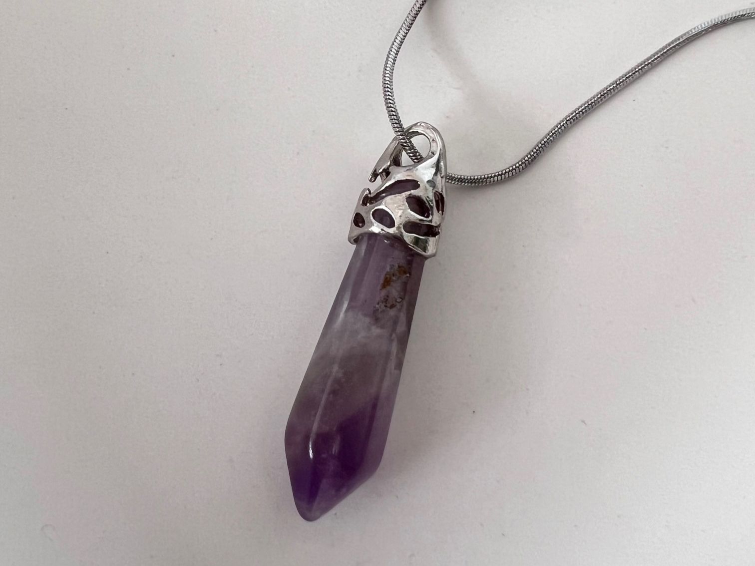 Ciondoli: Pendentif Menhir en améthyste – Nuovo e nell'imballaggio originale da Pully venduto da sunaddict
