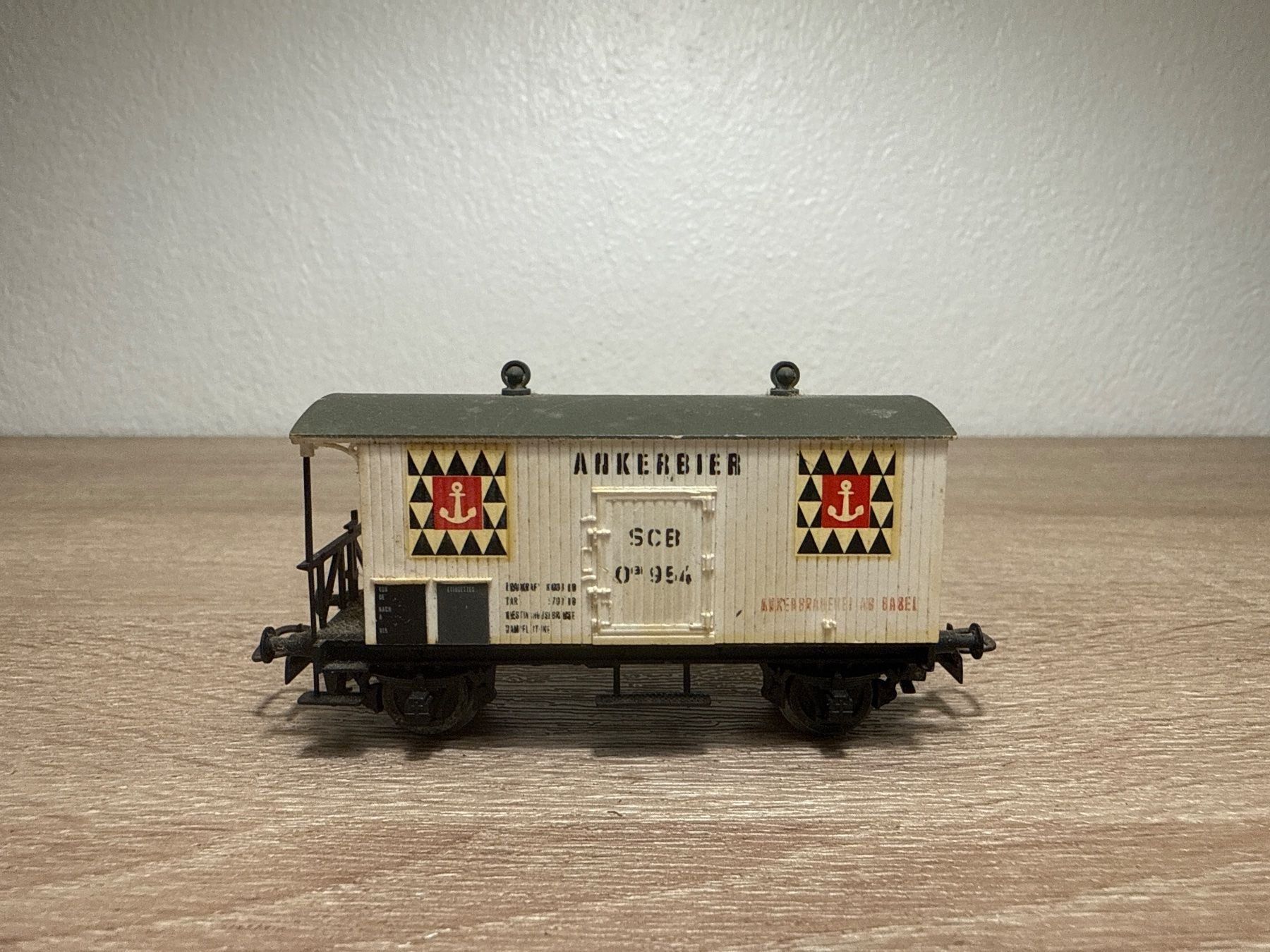 Modellini di ferrovie: Ruco Güterwagen H0 (68) – Usato da St-Aubin-Sauges venduto da Lo_Go