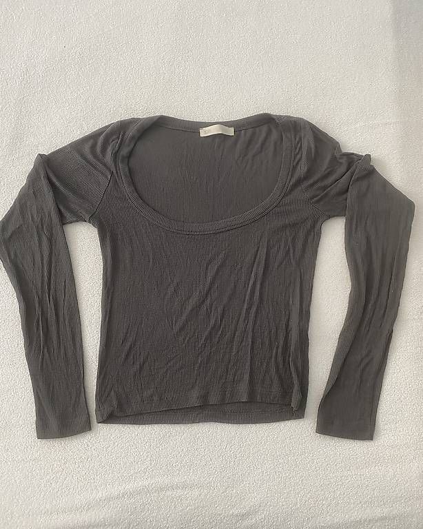 Stradivarius Top: Stradivarius Top Crop Bluse  Shirt Gr M – Usato da Grenchen venduto da Tirana