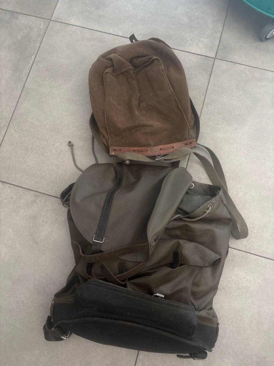 Schweizer Armee Zaini: Sac dos militaire vintage – Usato da Courchapoix venduto da Jubo1 1