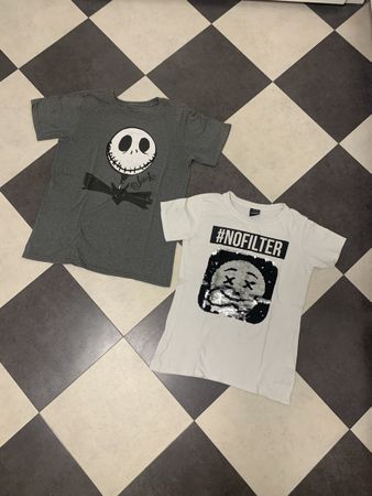 Zwei Shirts